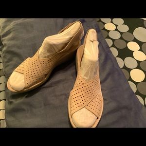 Clarks Comfort Sandals